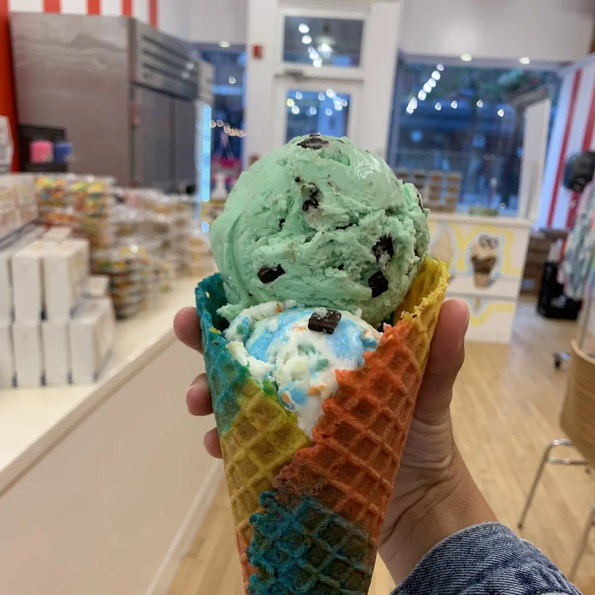 Mint Chip Deco Cone