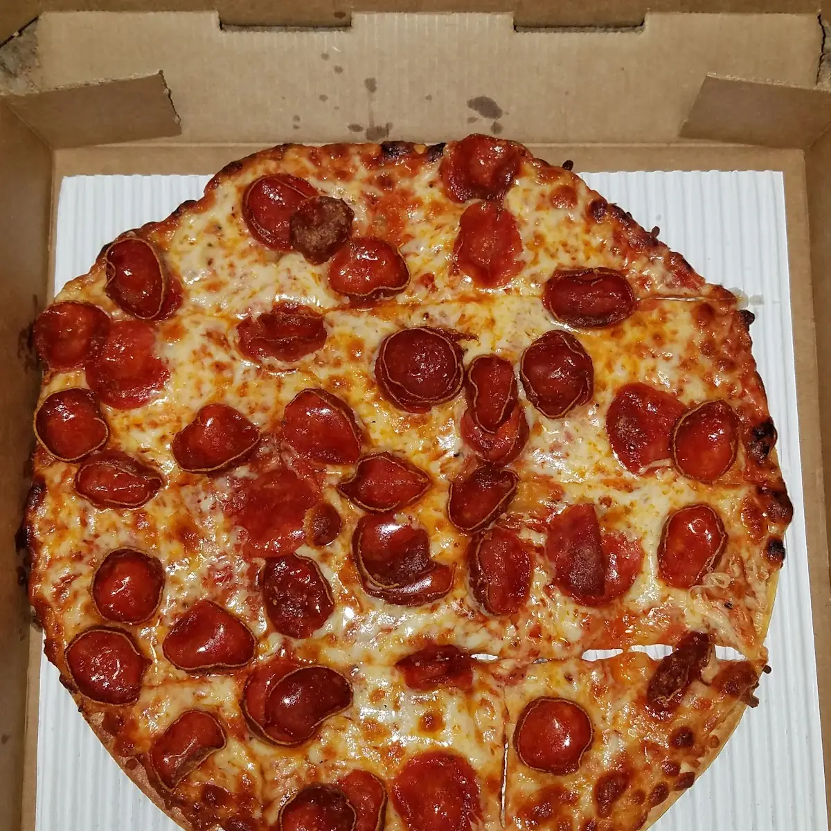 Old World Pepperoni Flat Bread Pizza