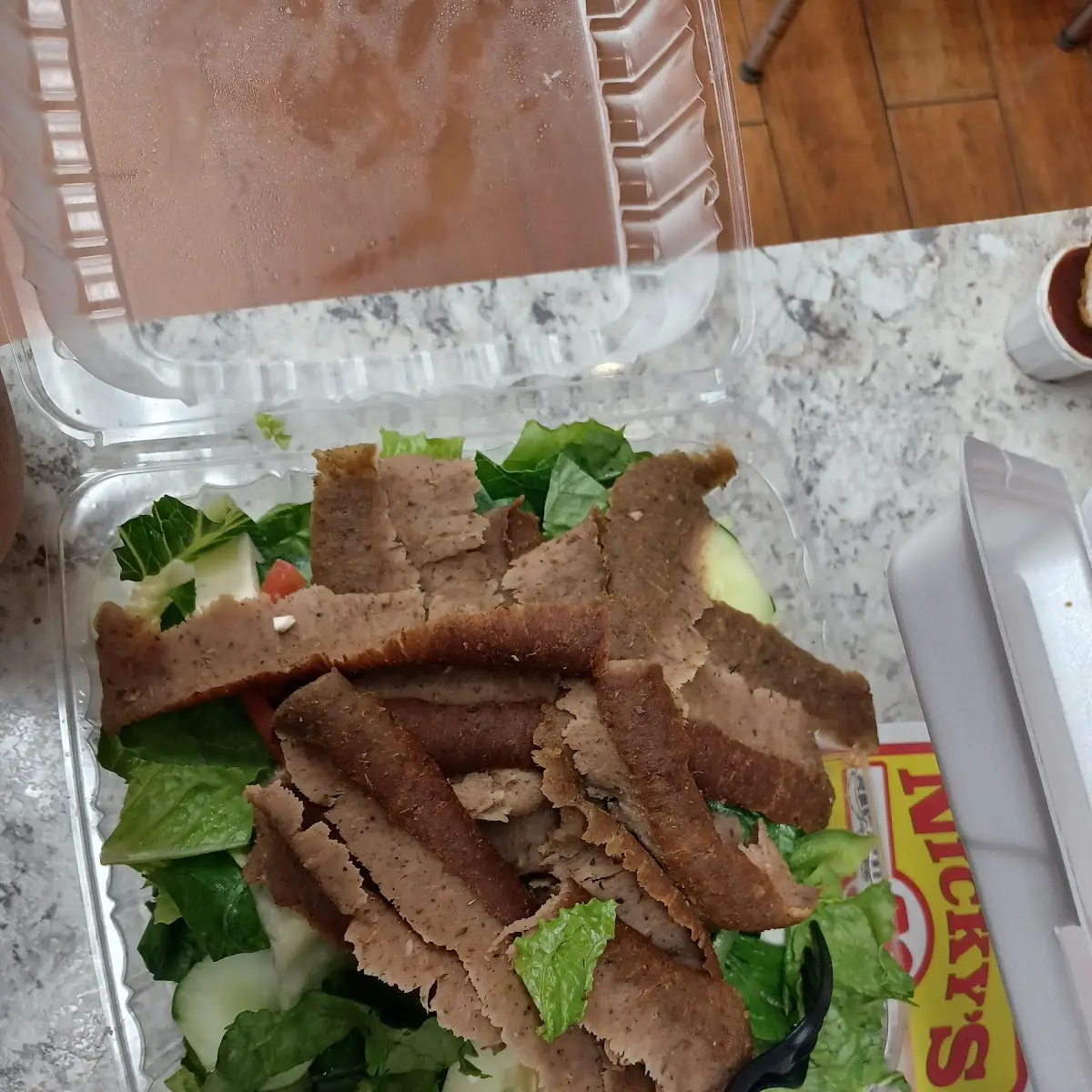 Giros Salad