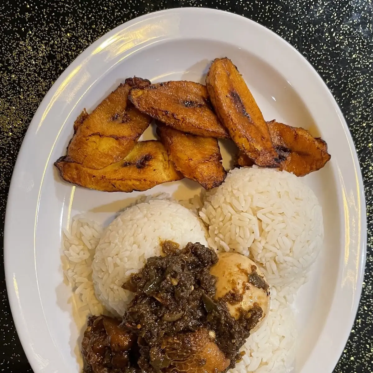 White Rice Ayamashe & Plantain