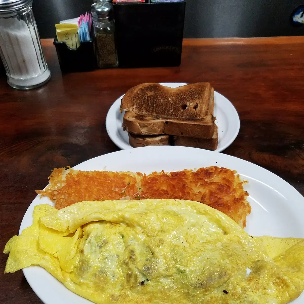 Fluffy Omelet and Breakfast Sandwich