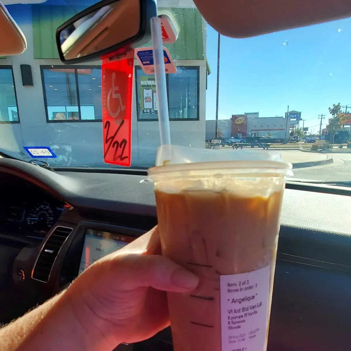 Iced Vanilla Latte