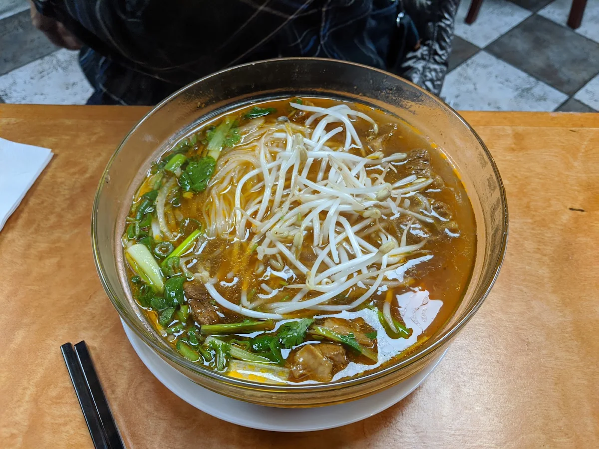 Pho with Beef and Tomato Soup, Phở Pasteur Restaurant