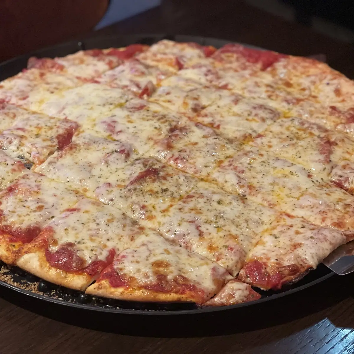 Thin Crust Pepperoni Pizza