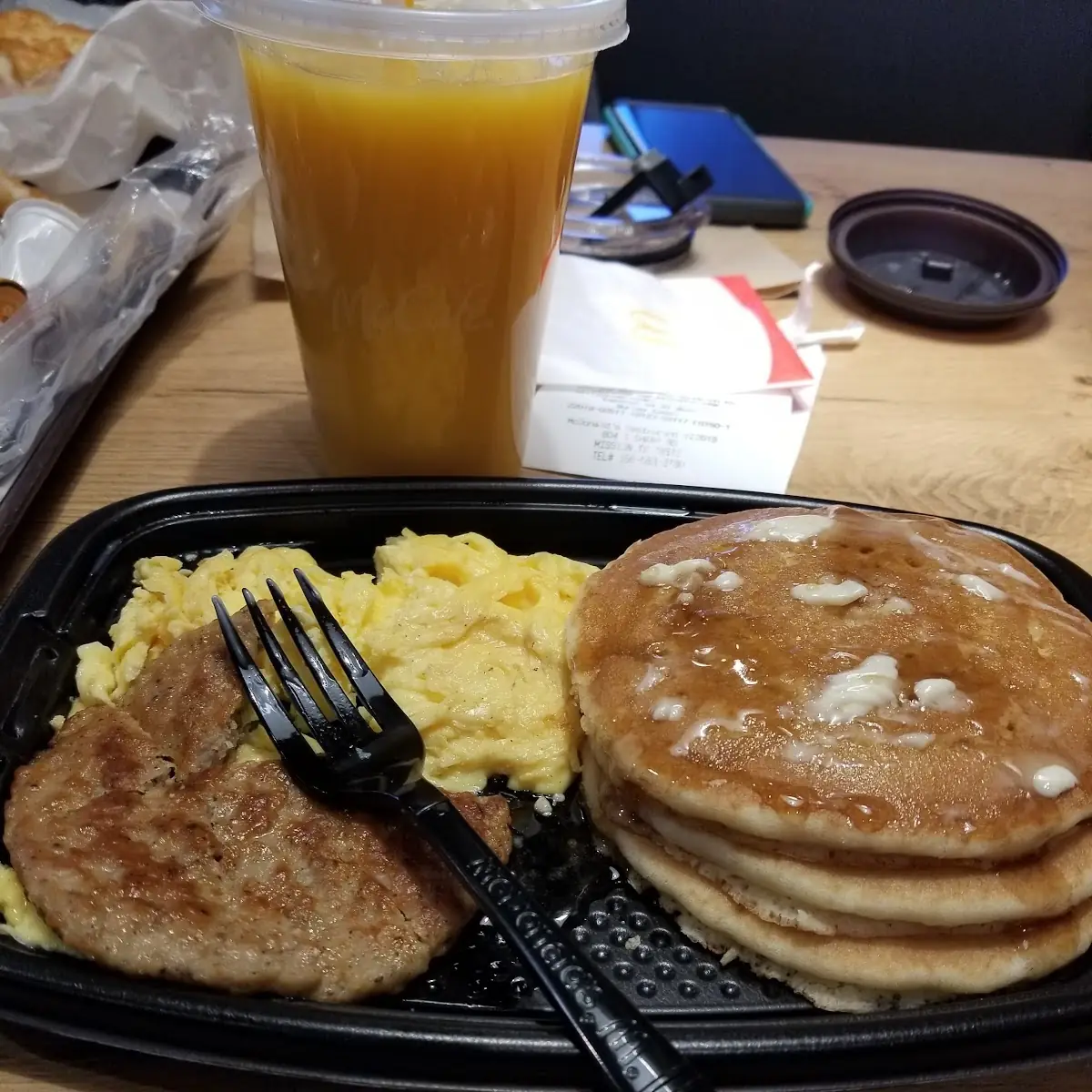Big Breakfast with Hotcakes