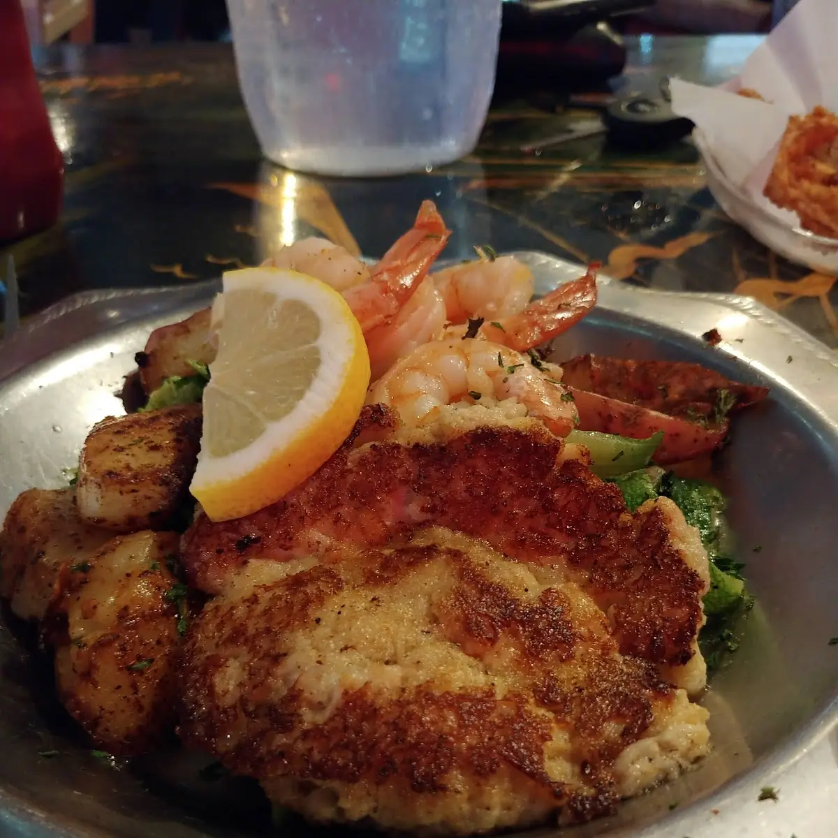 Trio Broiled Shrimp Scallops and Crabcake