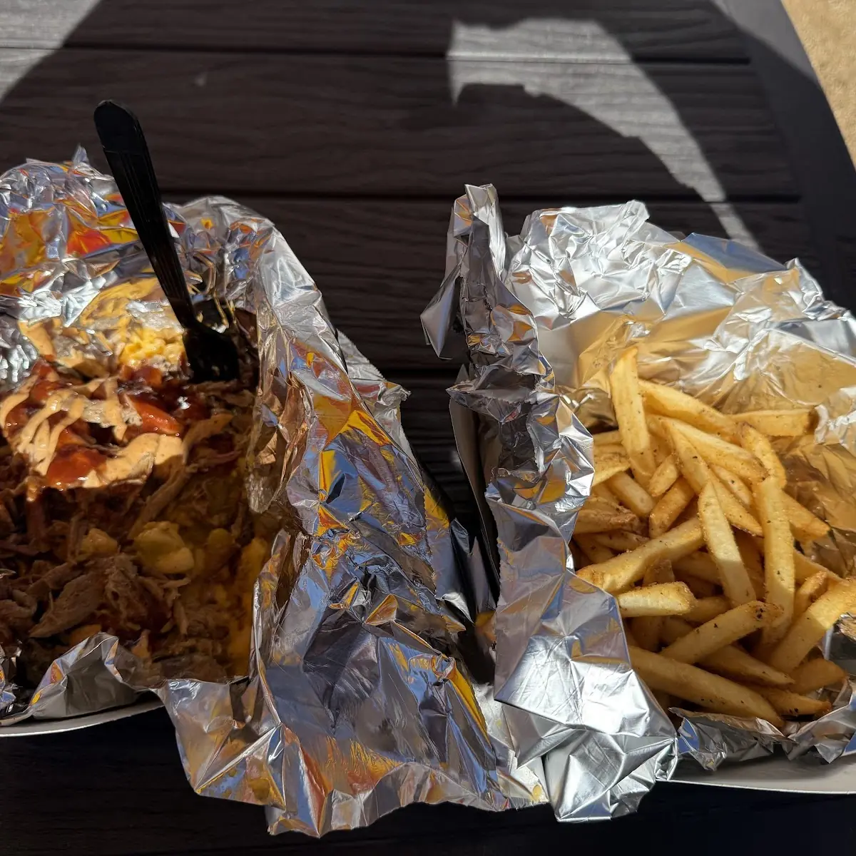 Pulled Pork Mac & Cheese and Tallow Fries