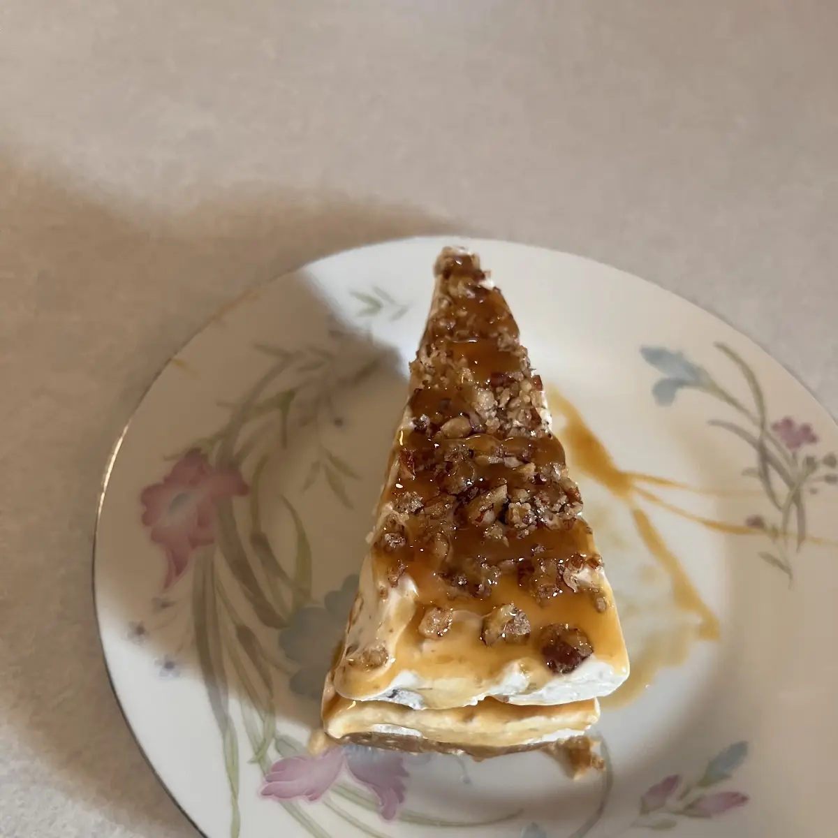 Caramel Pecan Cheesecake Slice