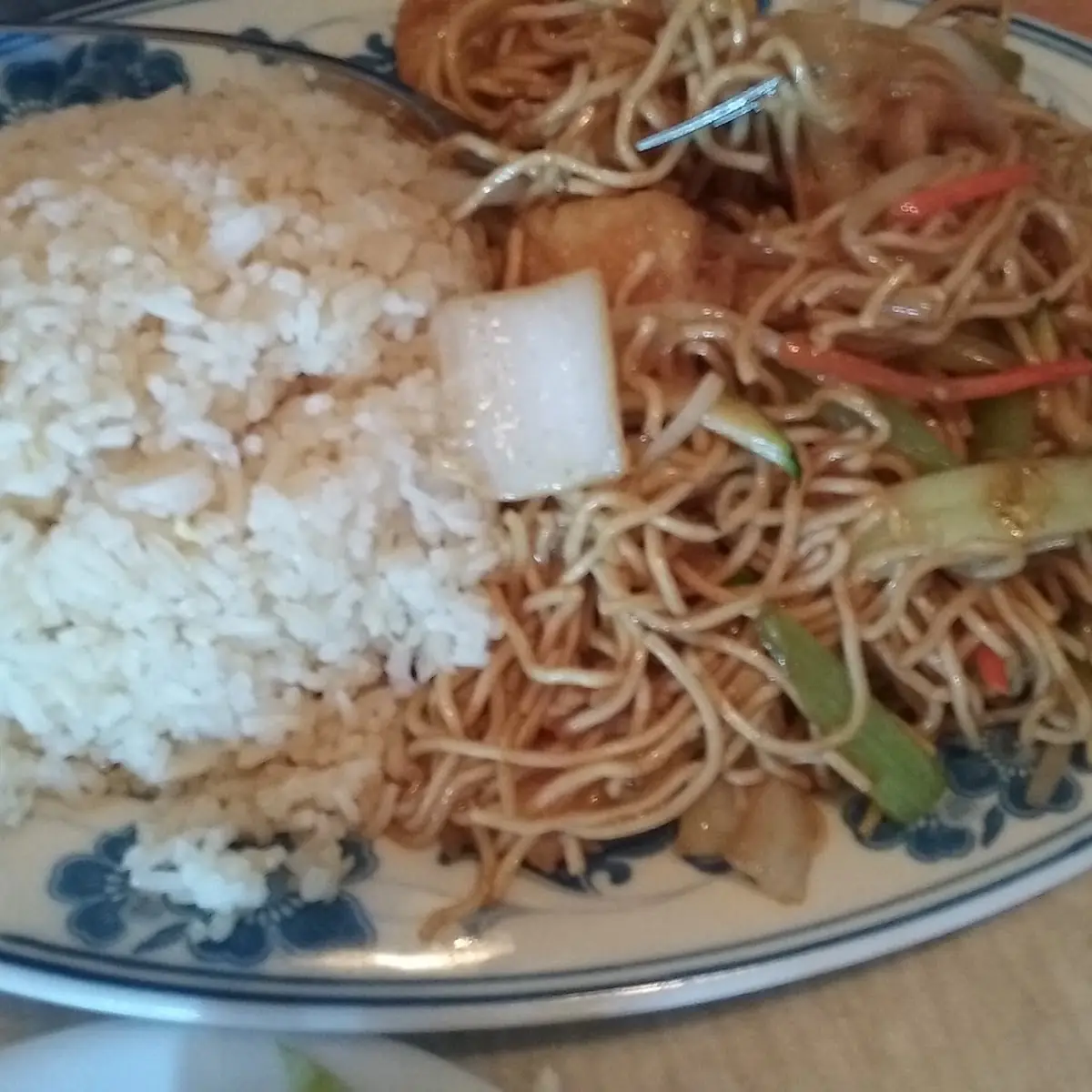 Chicken Lo Mein
