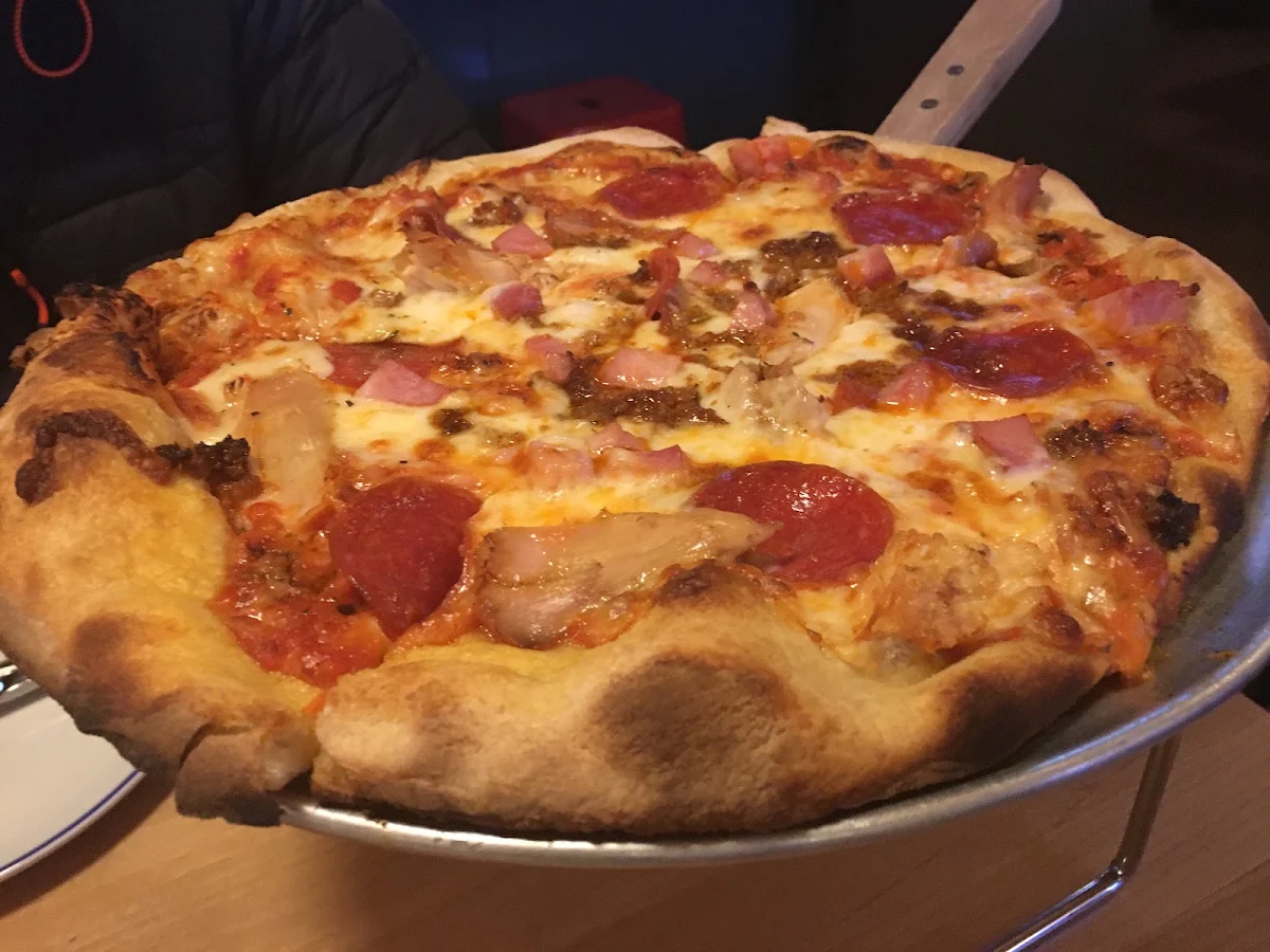 Meatlovers Pizza, High Rollers Pizza & Bowling