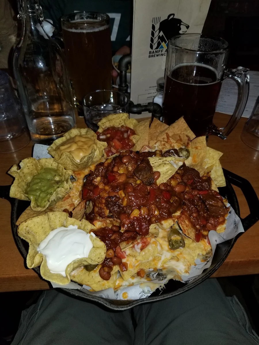 Nachos Supremos, High Rollers Pizza & Bowling