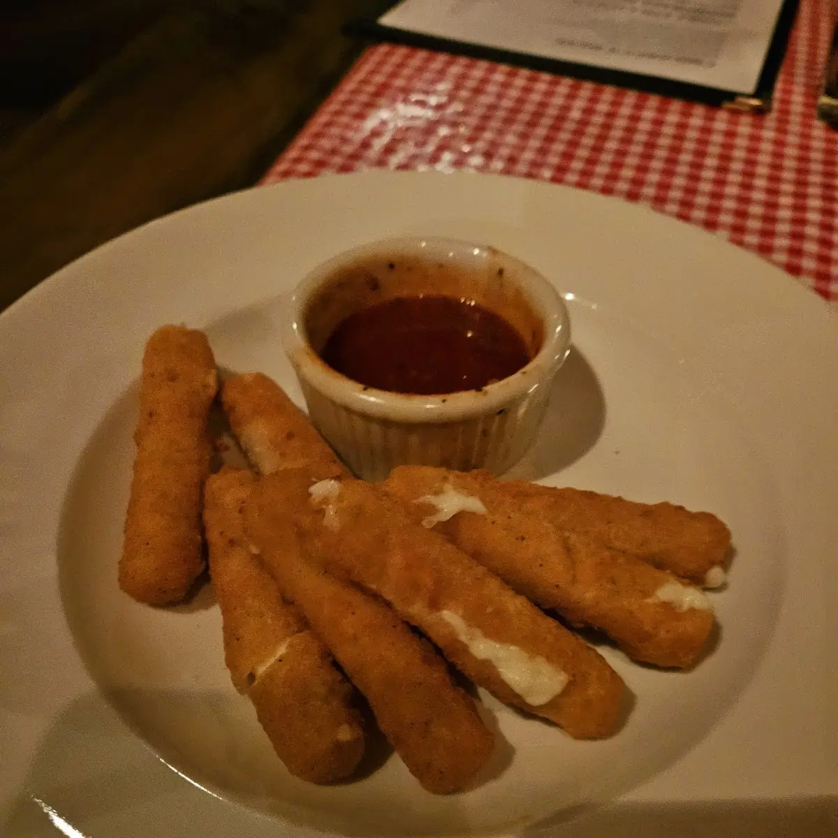 Mozzarella Sticks with Marinara Dipping Sauce