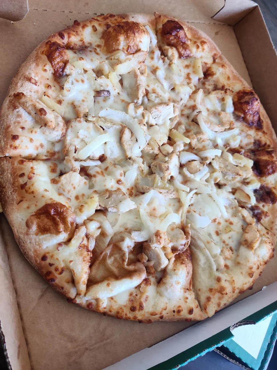 Chicken Alfredo Pizza