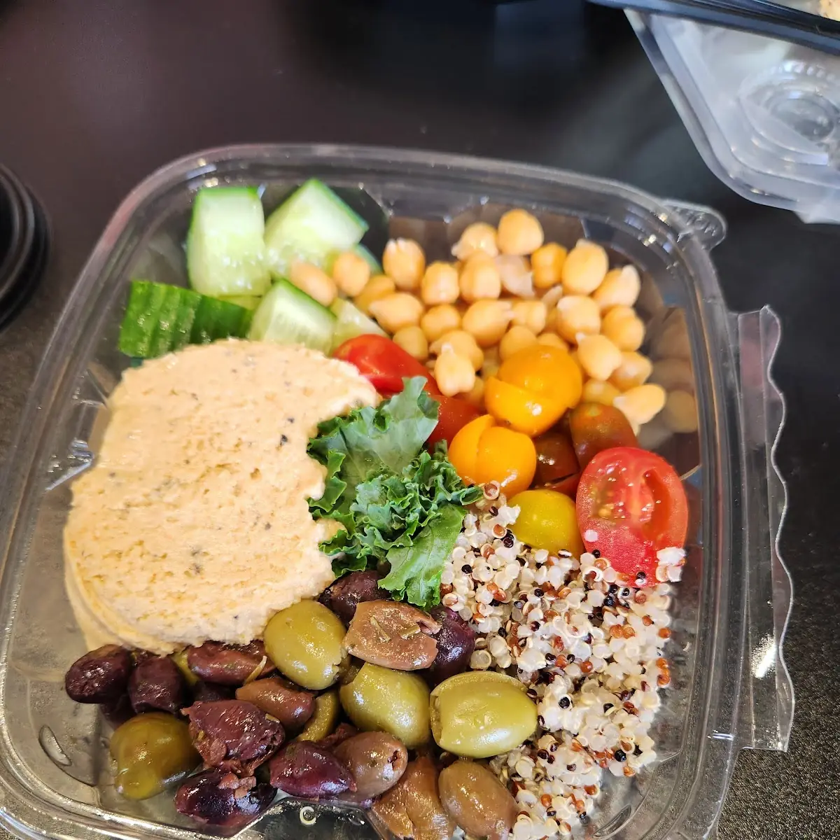 Mediterranean Salad