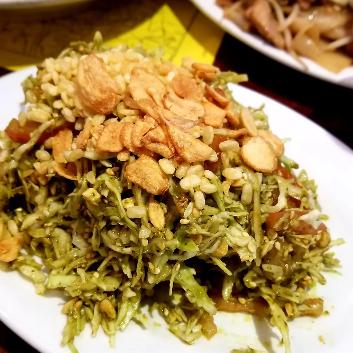 Green Tea Leaf Salad