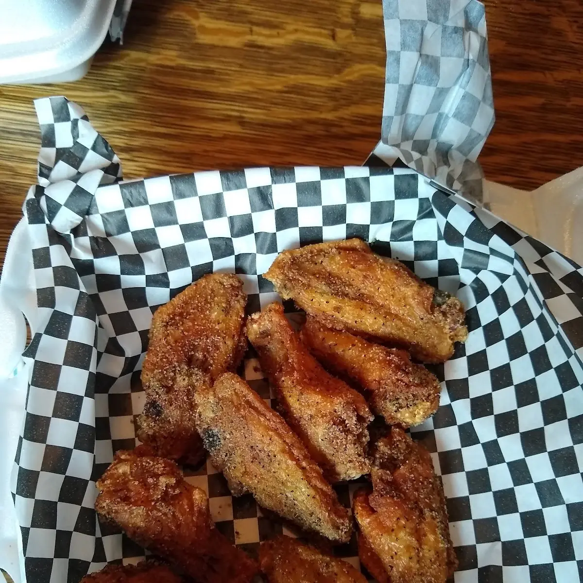 Kickin' Honey Wet Rub Chicken Wings
