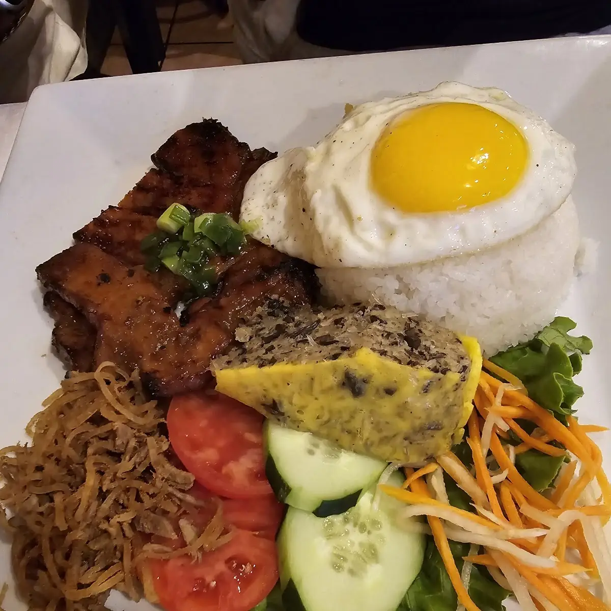 Bun Rice Vermicelli with Grilled Pork