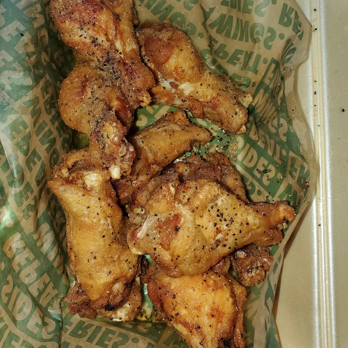 Lemon Pepper Wings