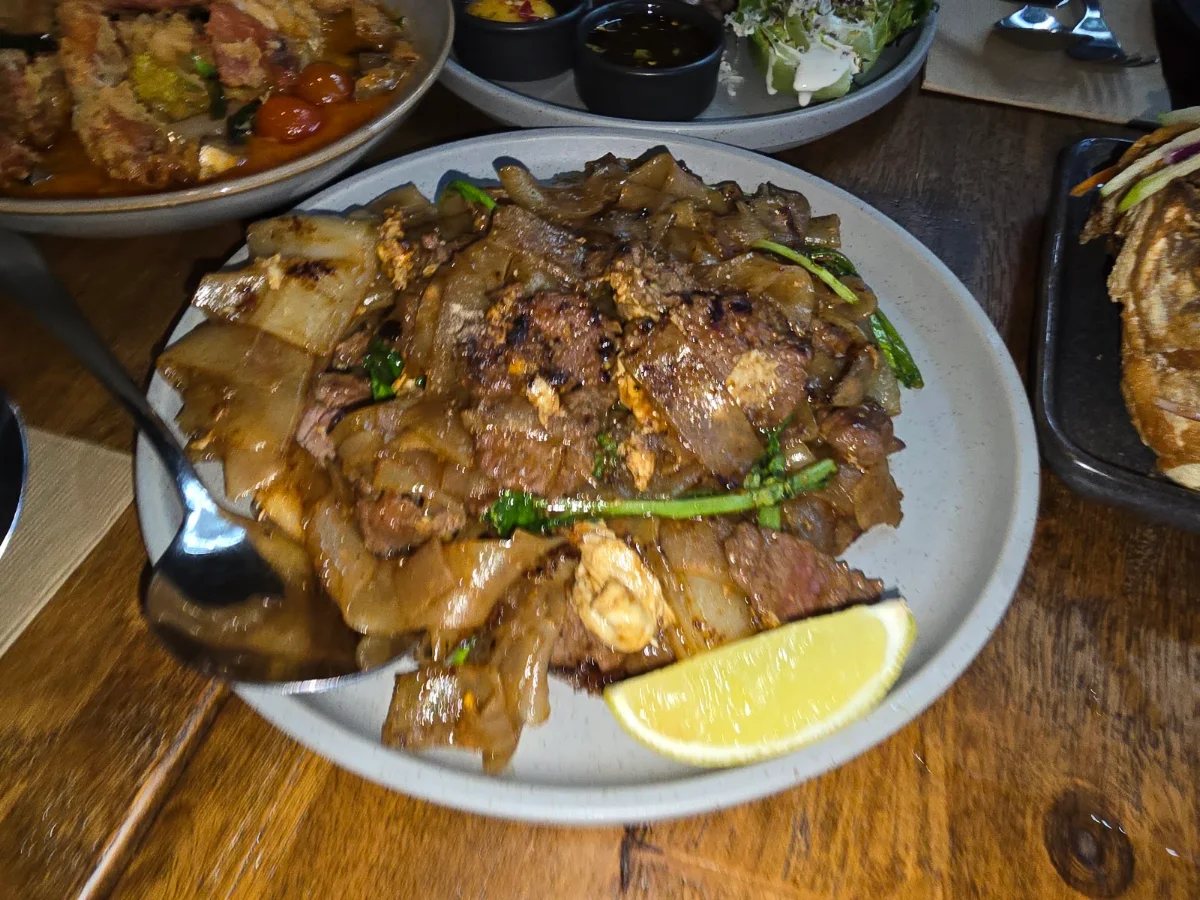 Beef Stir with Rice Noodles, CocoNine Gungahlin
