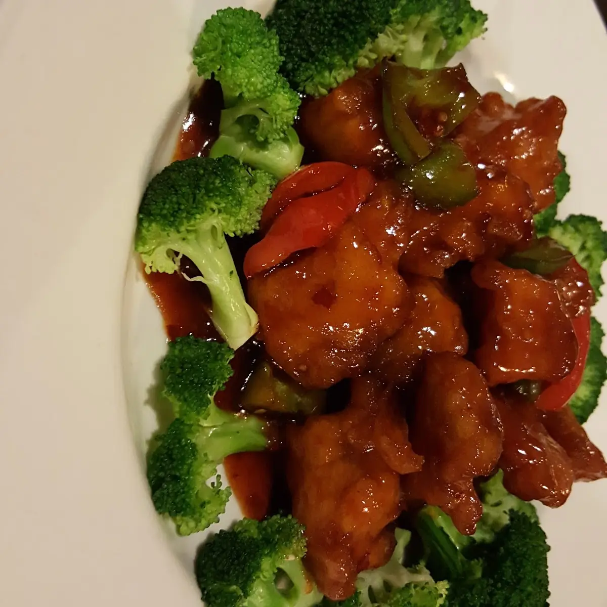Sesame Chicken Entree