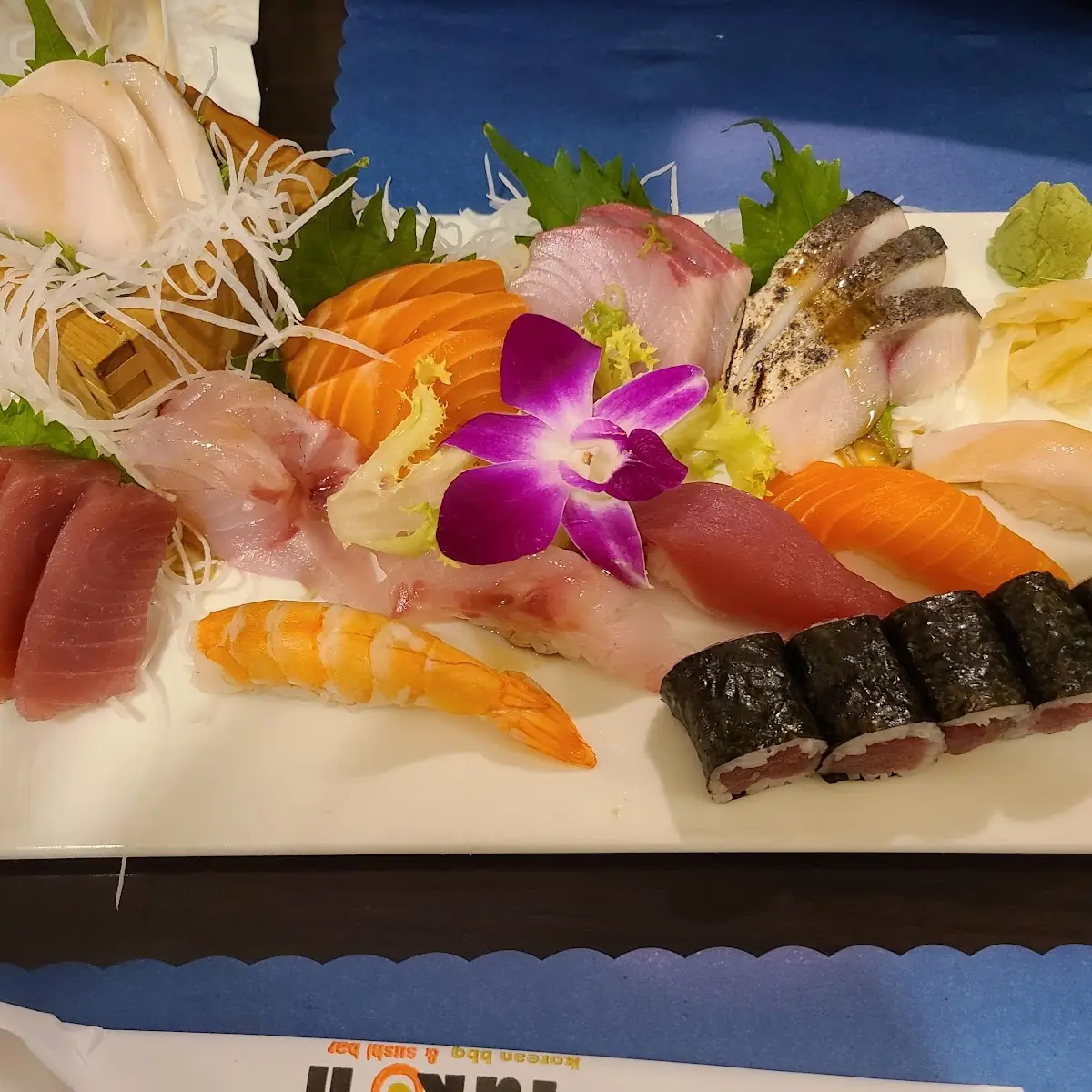 E10. Sashimi Deluxe