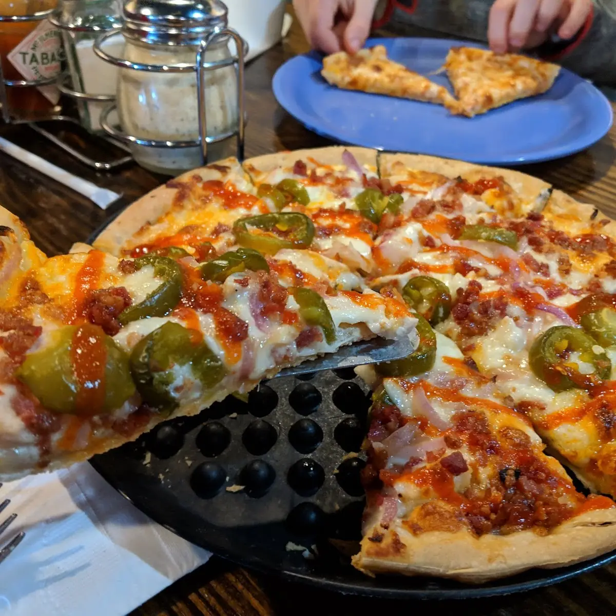 Kickin' Chicken Pizza