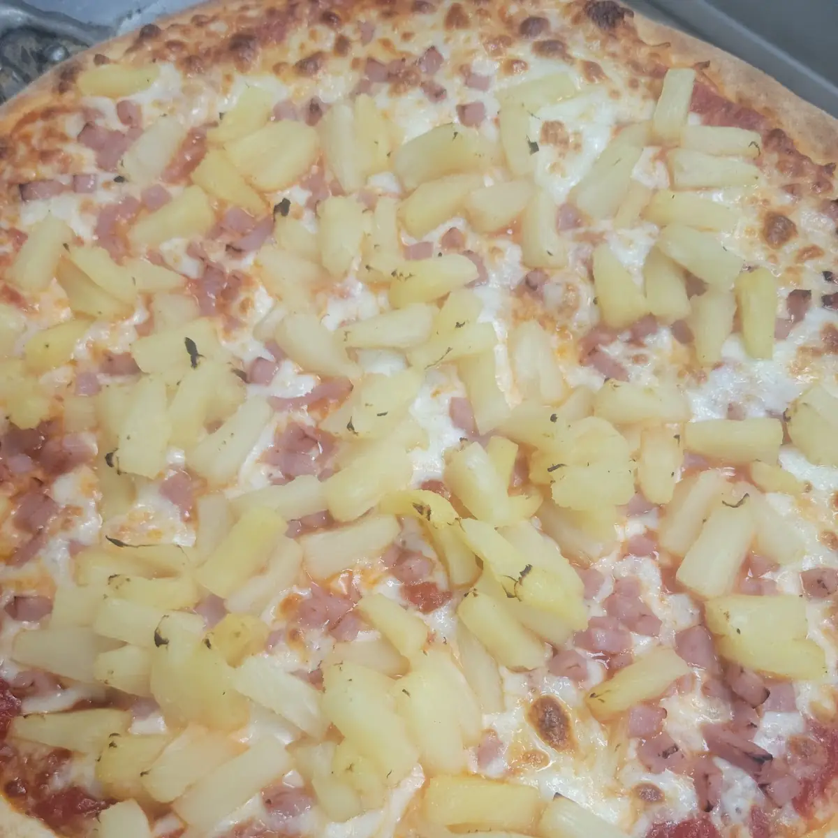 Hawaiian Pizza