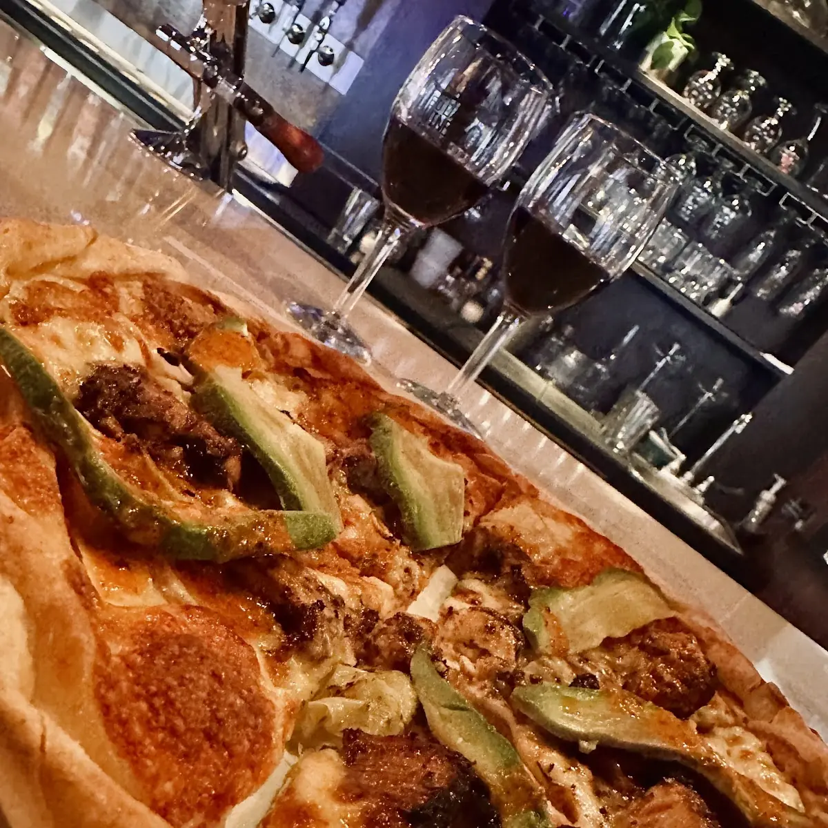 Roasted Chicken Flatbread Pizza
