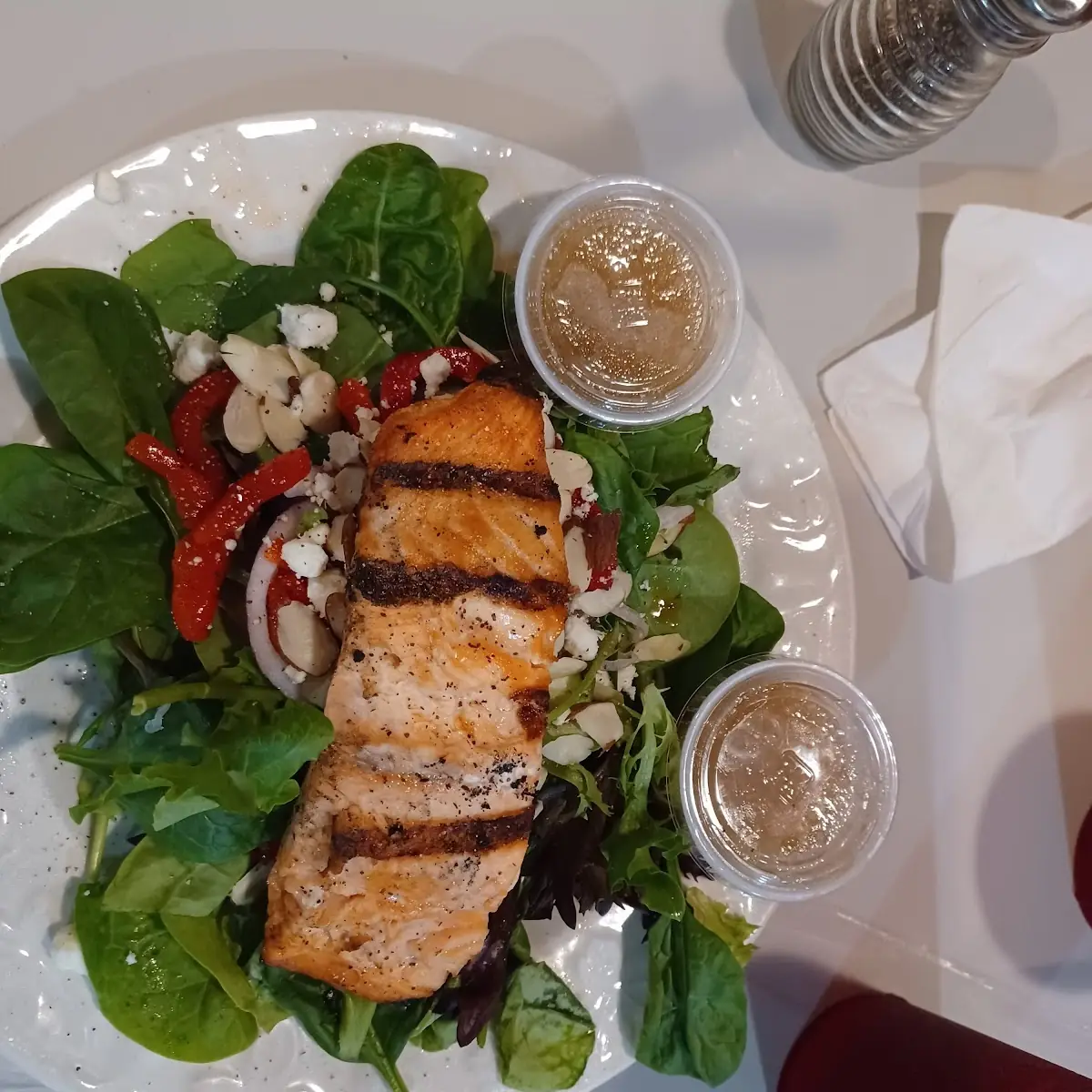 Spinach Salad with Grilled Salmon