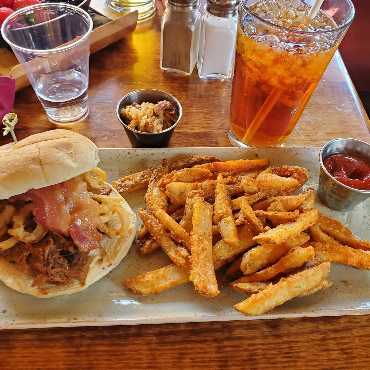 Pulled Pork Sandwich with Bacon Marmalade