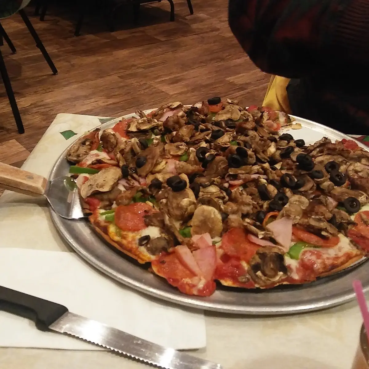 Deluxe Pizza