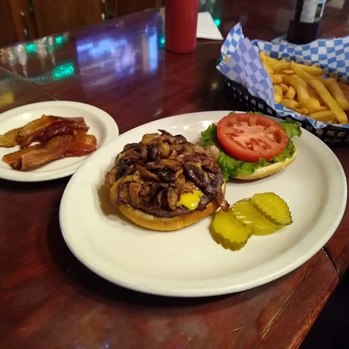 Bacon Mushroom Swiss Burger
