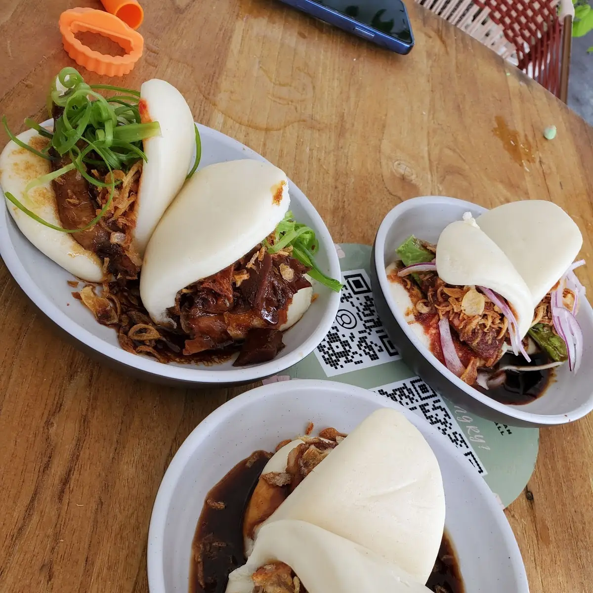 Crispy Chicken Bao