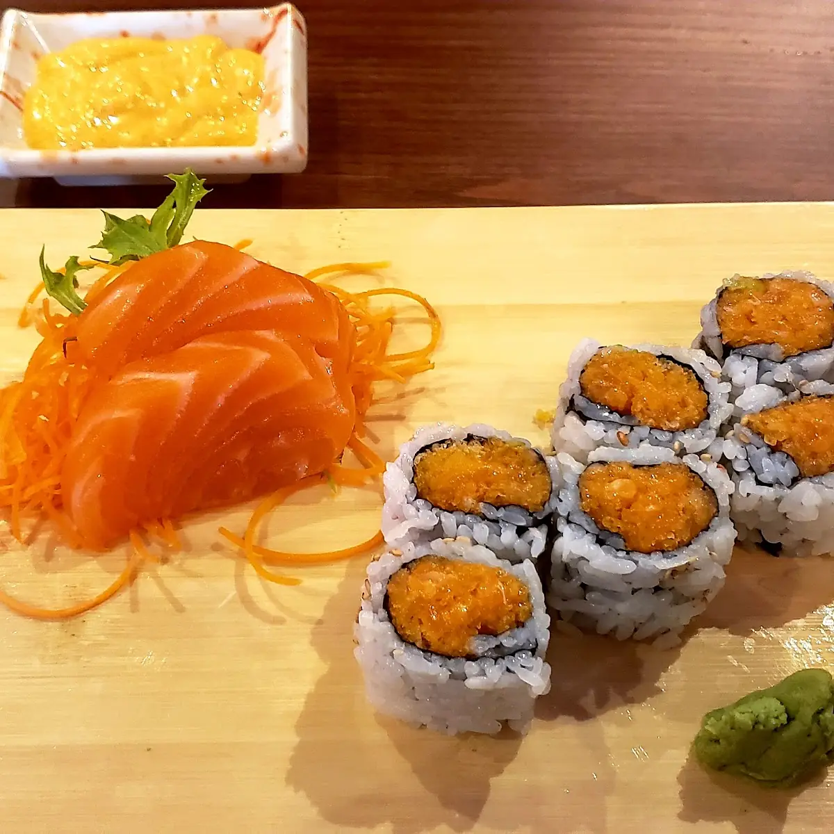 Salmon Sashimi Salmon Roll