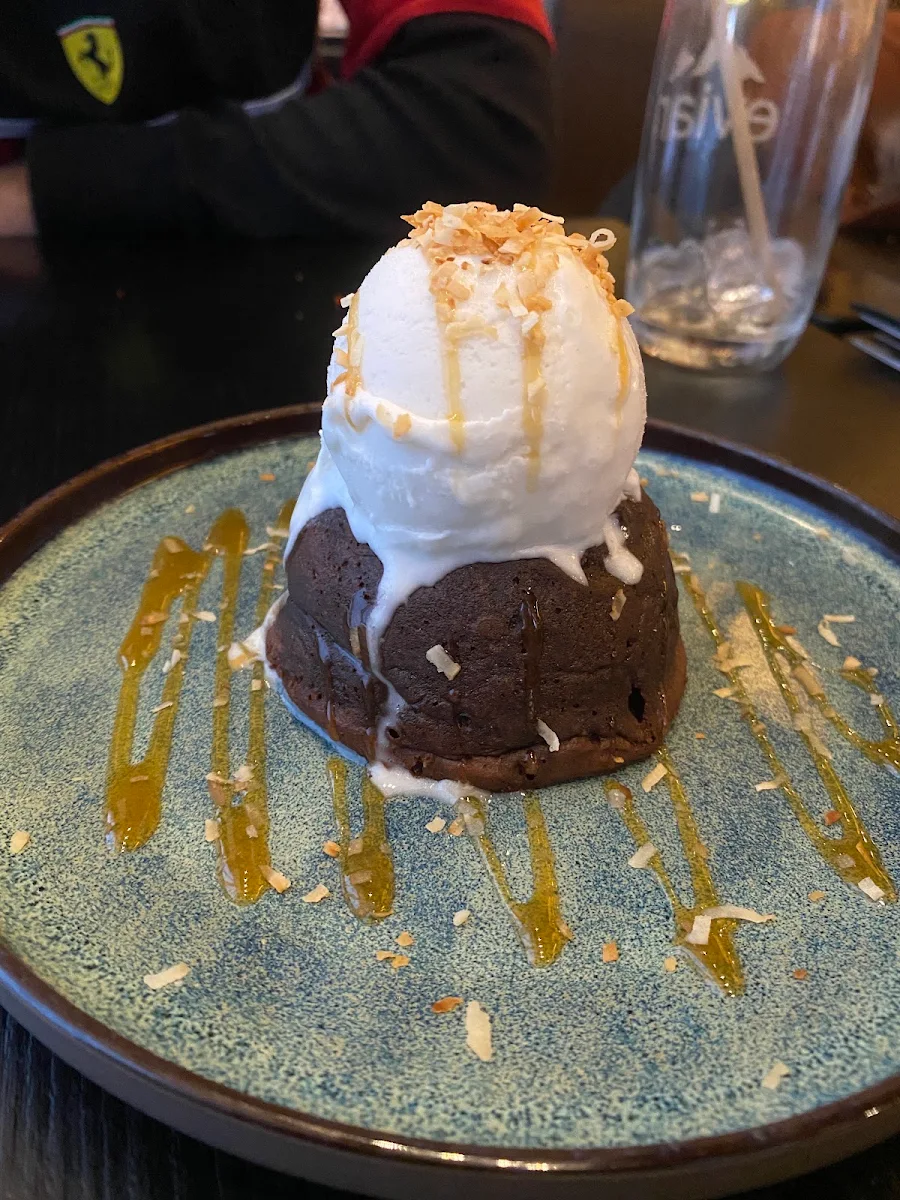 Chocolate Fudge Cake, Siam DIX30