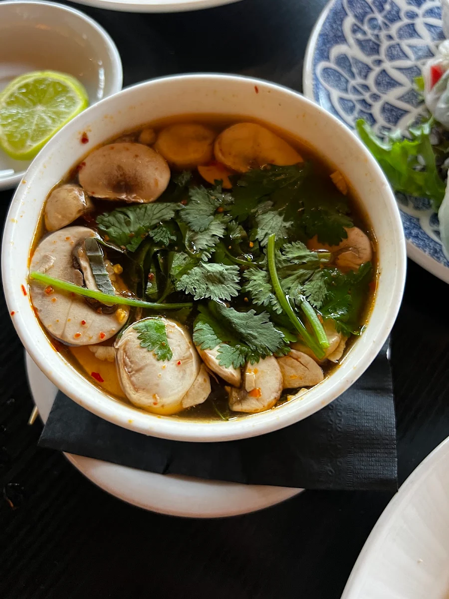 Tom Yum Soup, Siam DIX30