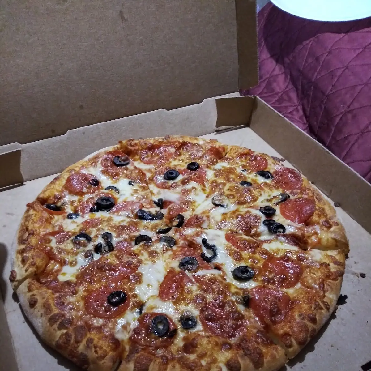Peperoni Black Olive Extra Cheese Pizza