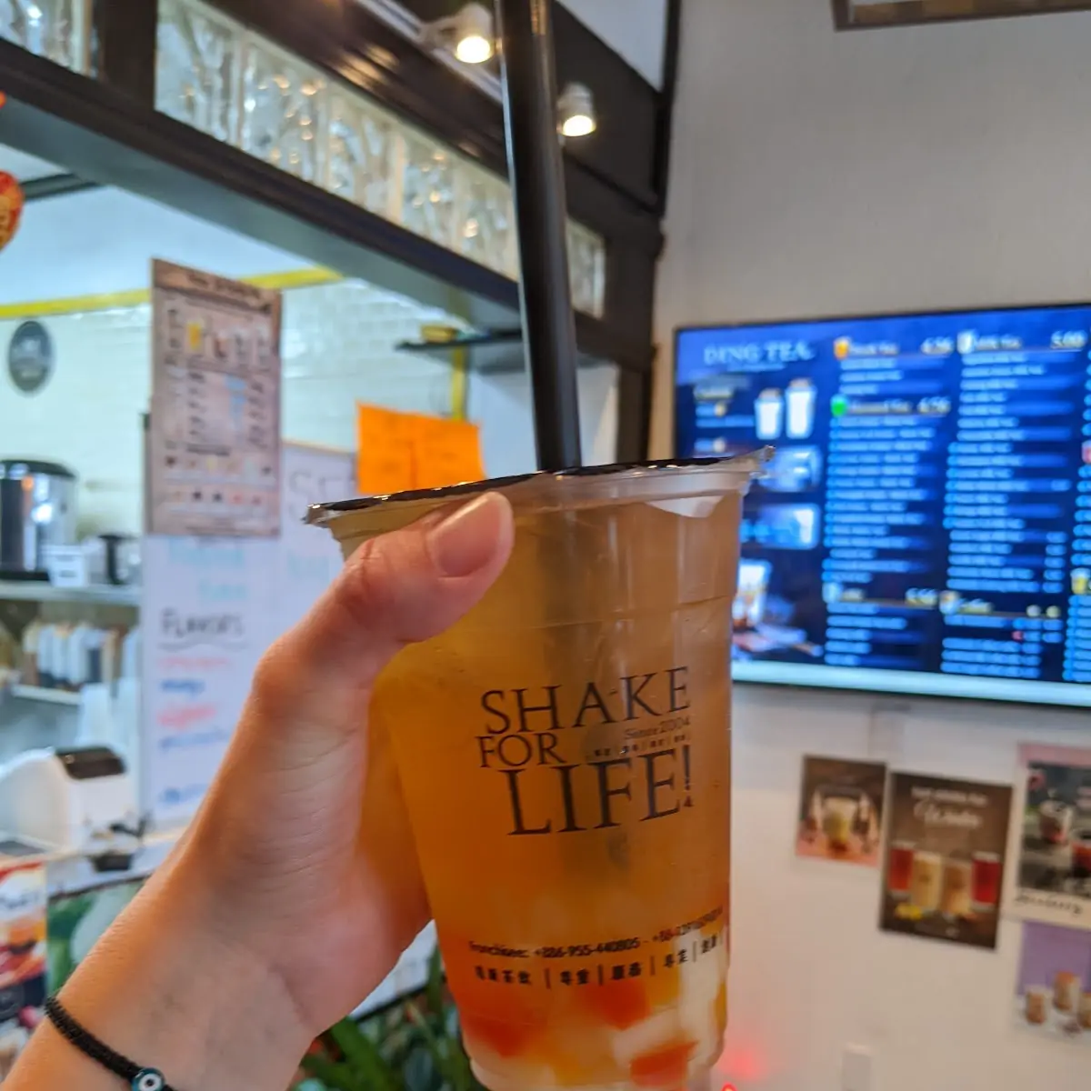 Peach Tea with Rainbow Jelly