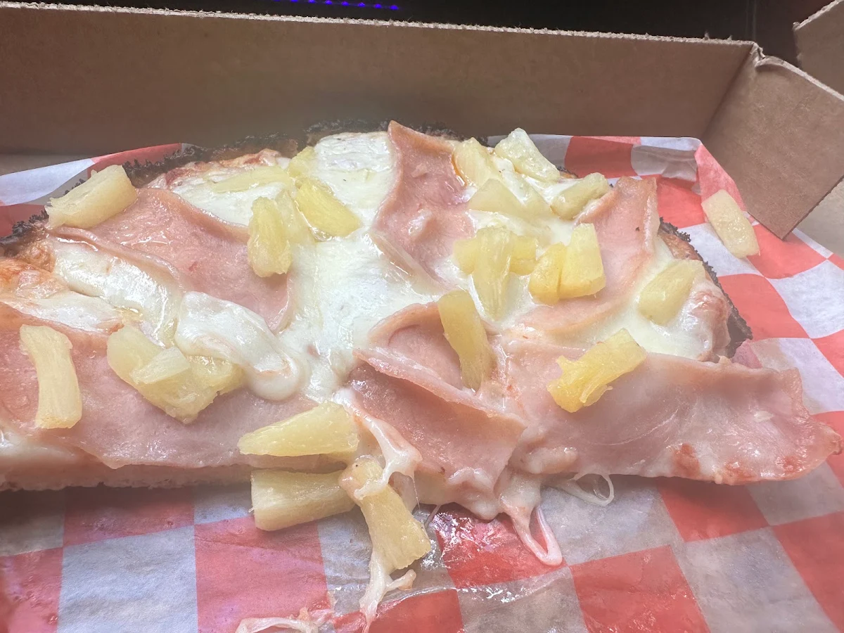 Hawaiian Pizza