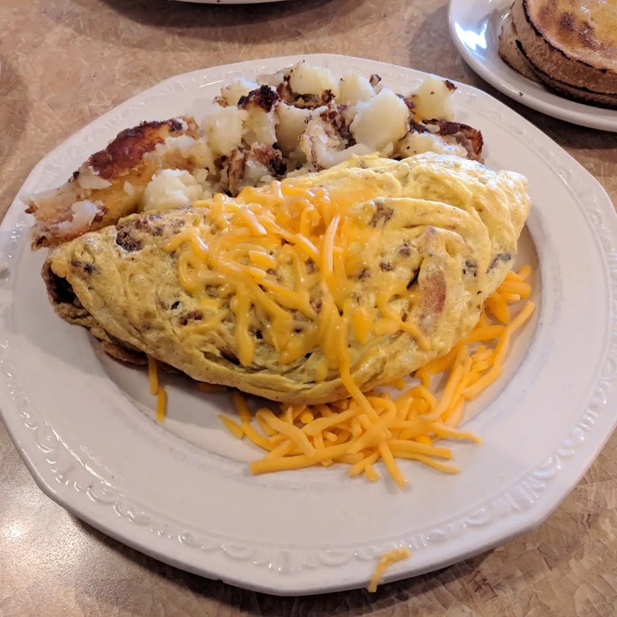 Bacon Tomato Cheddar Cheese Omelette