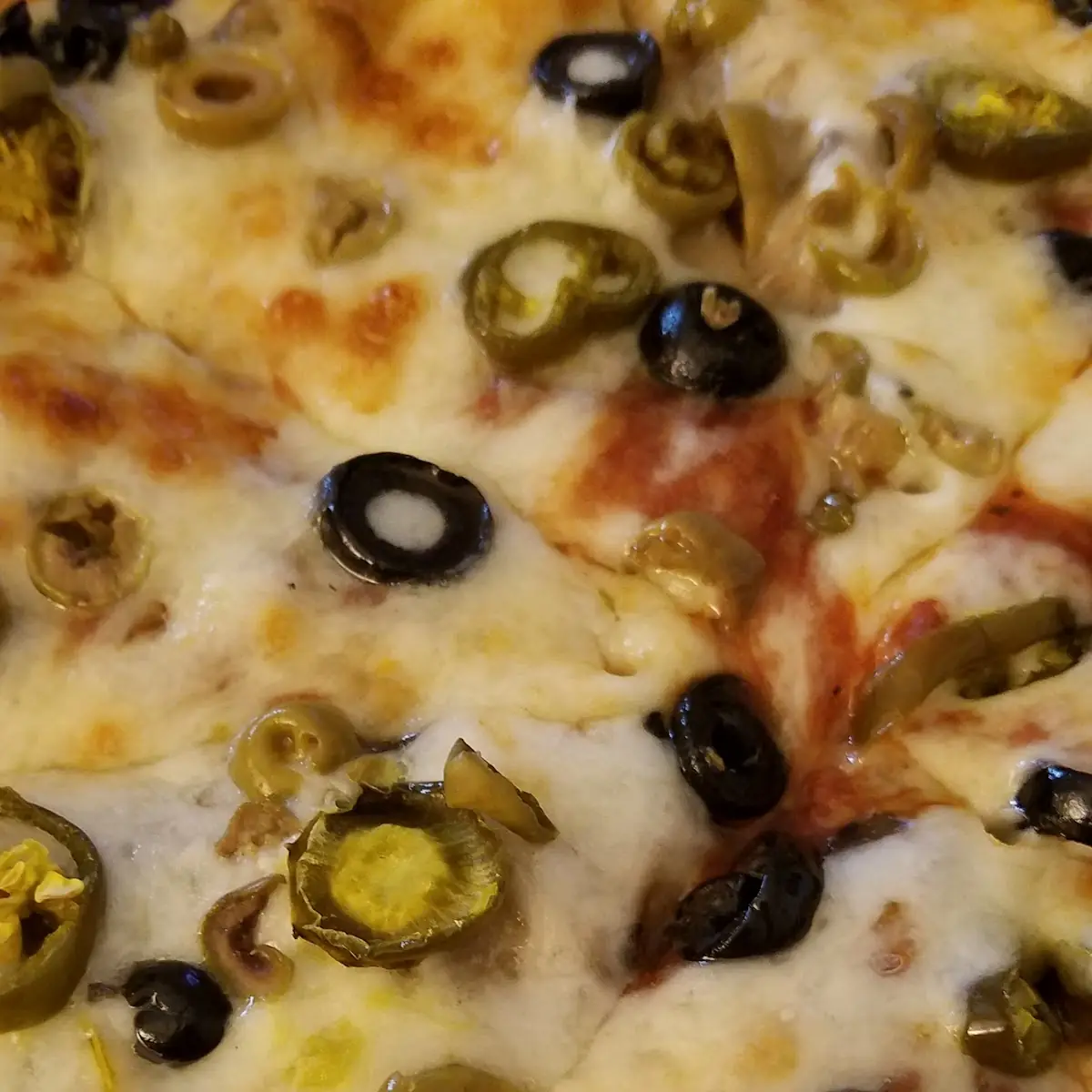 Thin Crust Pizza