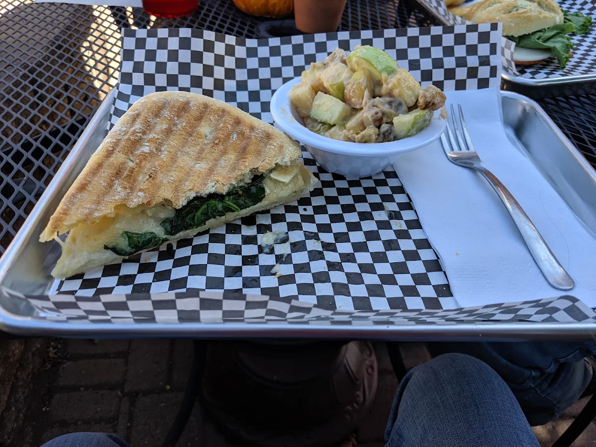 Apple and Brie Panini with Fresh Fruit