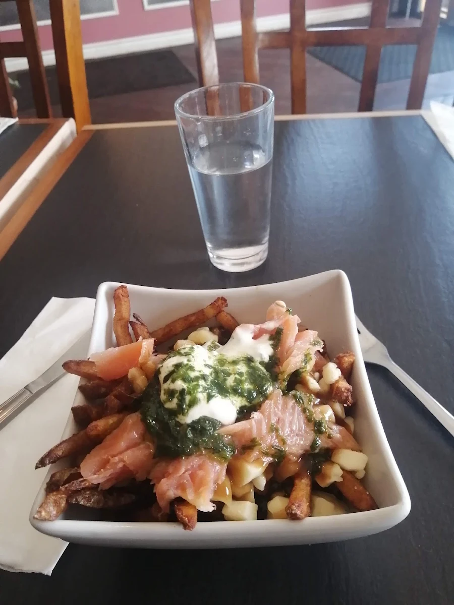 Poutine Truite À la Caxton