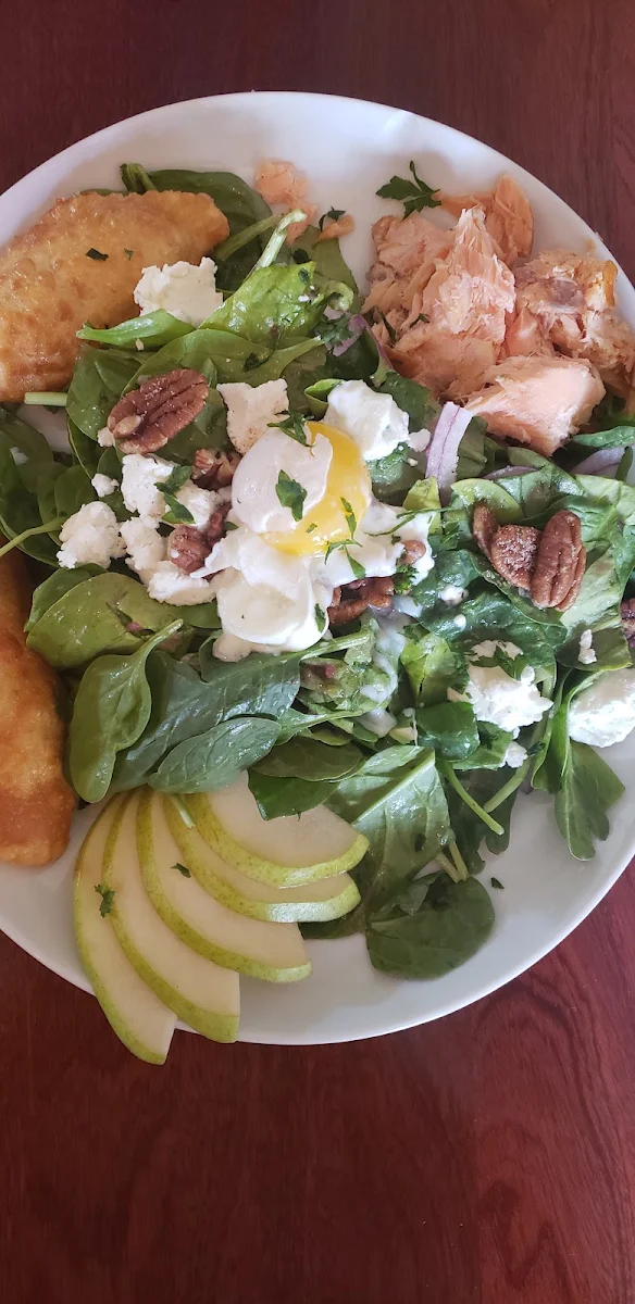 Smoked Salmon Salad