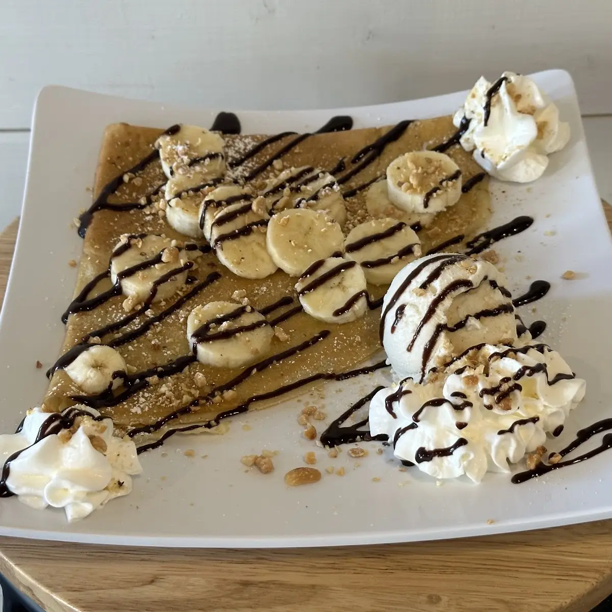 Banana Split Crepes