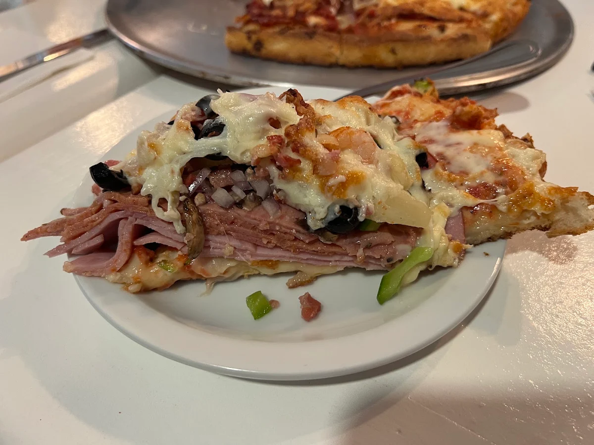 Crave Special Pizza
