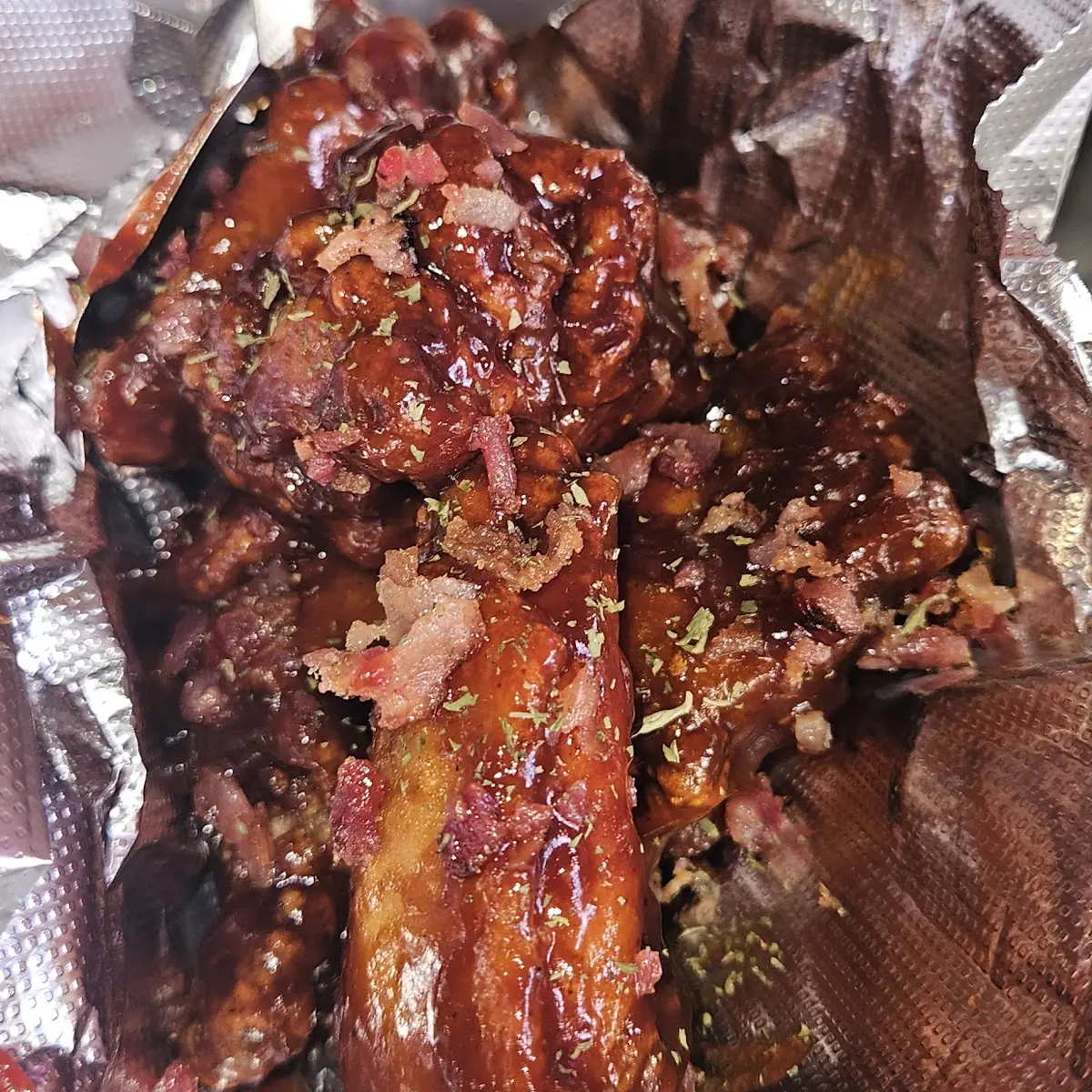 BBQ Bacon Wings