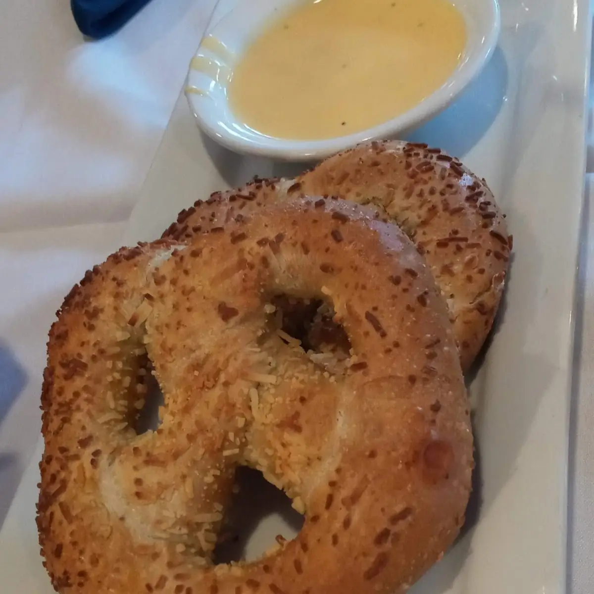 Soft Pretzels with Cheese Sauce