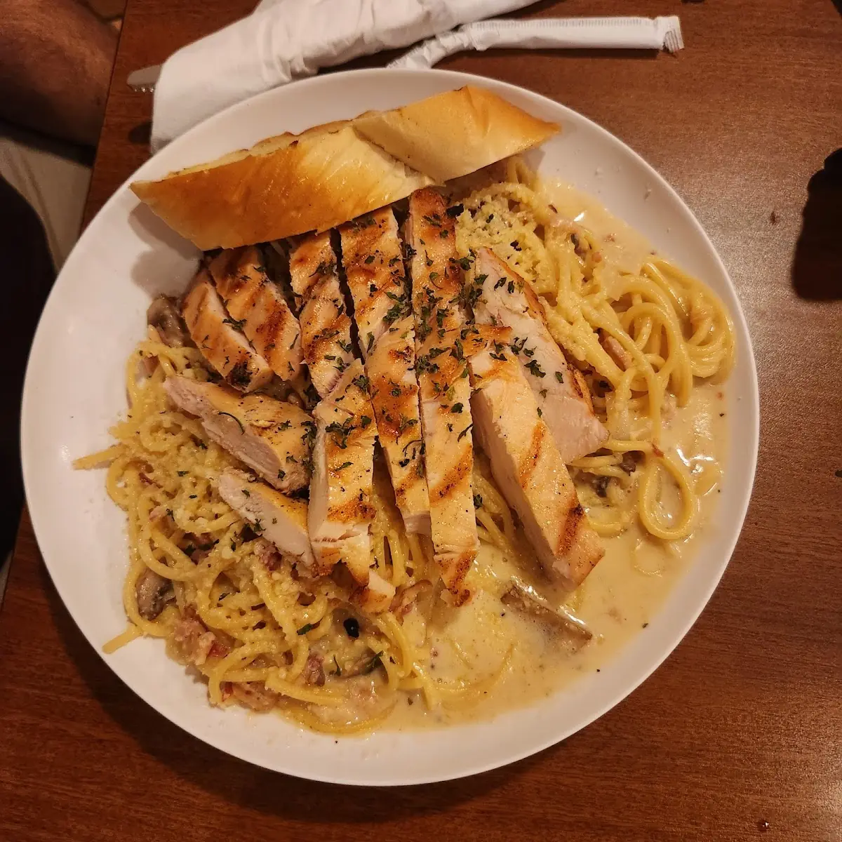 Chicken Alfredo Crea Tu Pasta