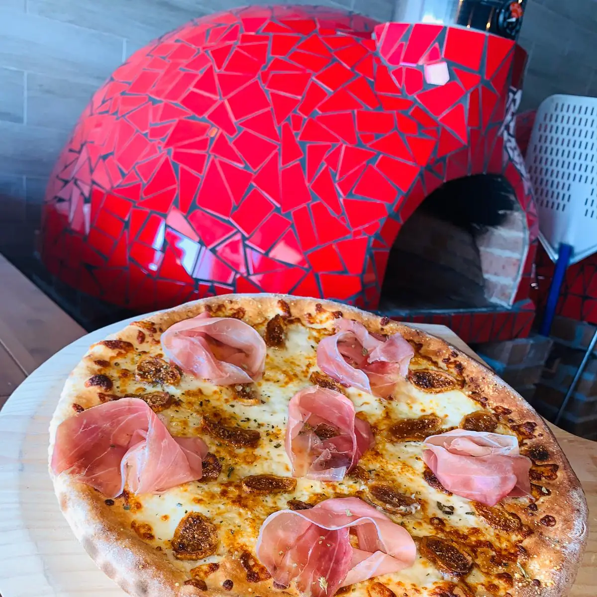 Fig & Prosciutto Pizza